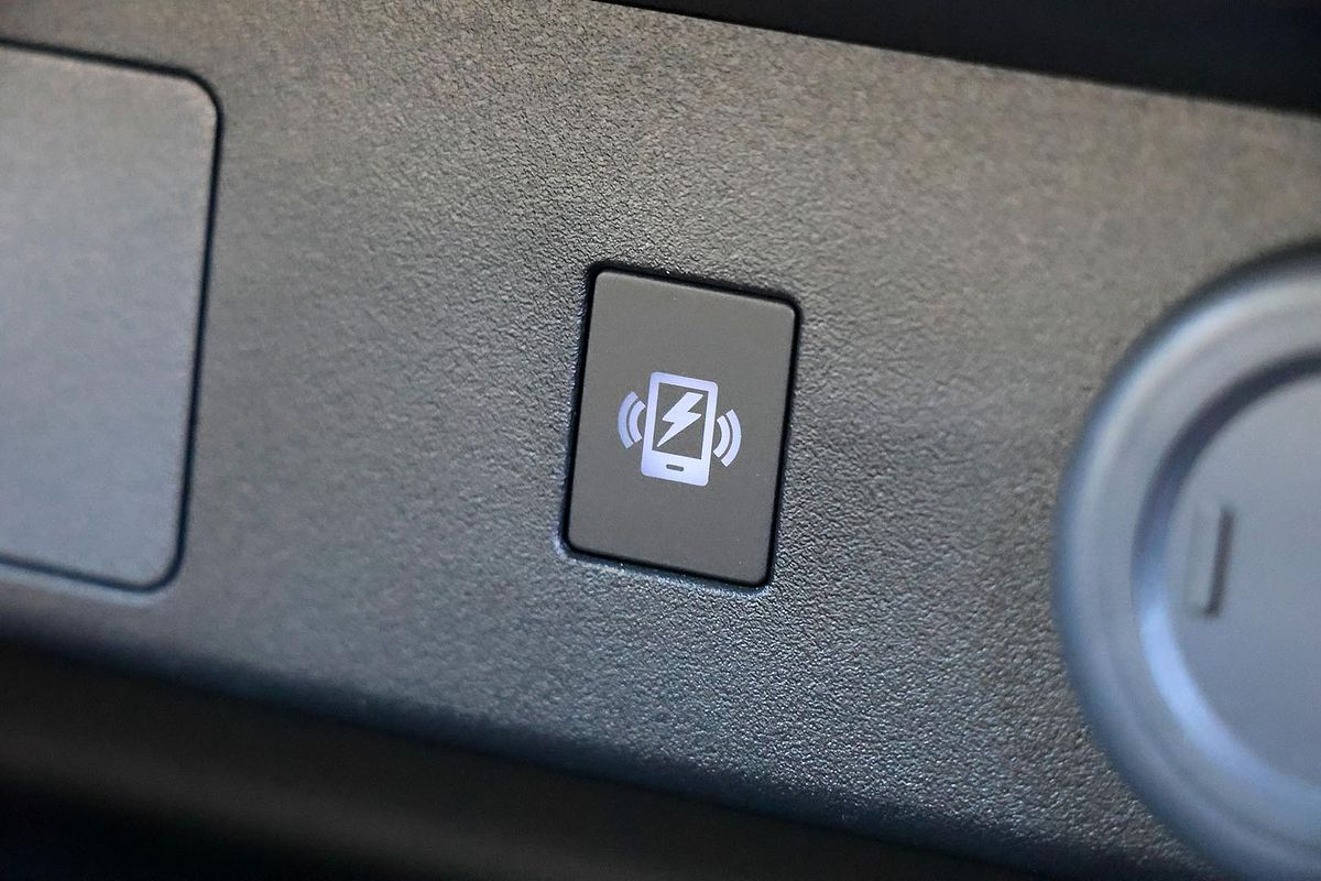 2024 Mitsubishi Outlander Black Edition ZM