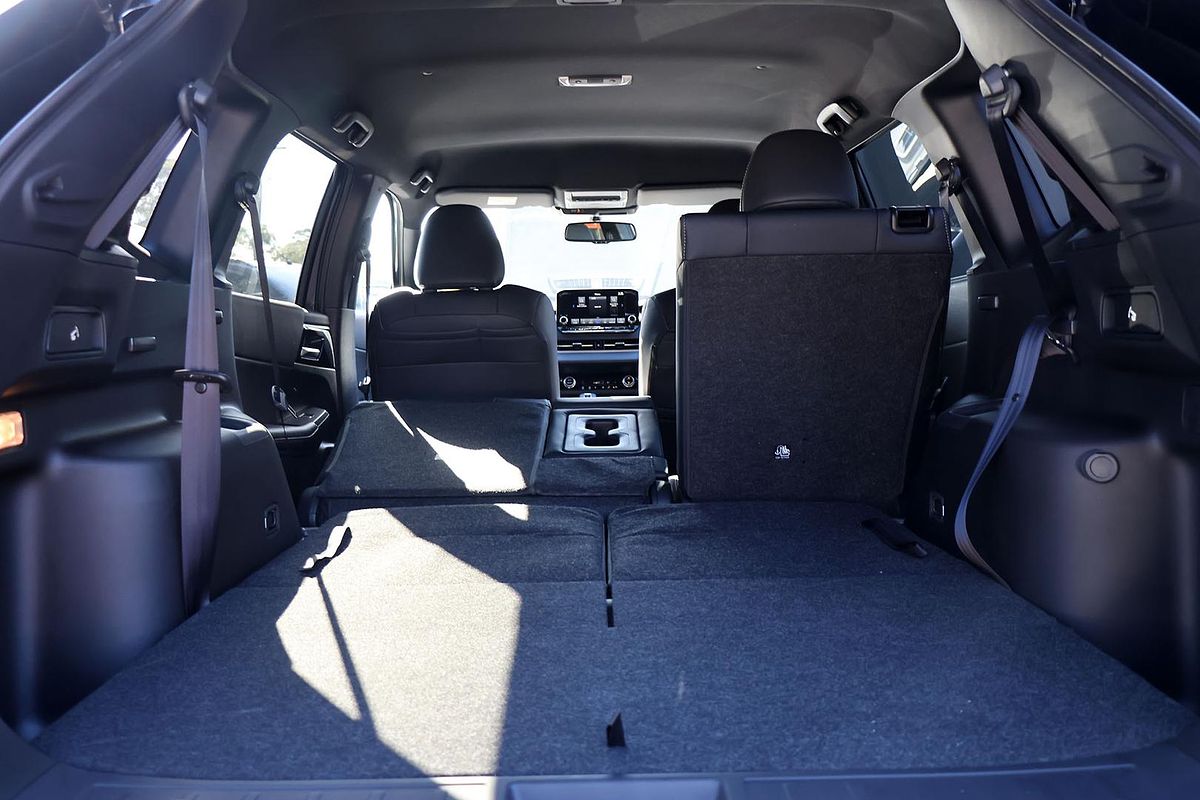 2024 Mitsubishi Outlander Black Edition ZM