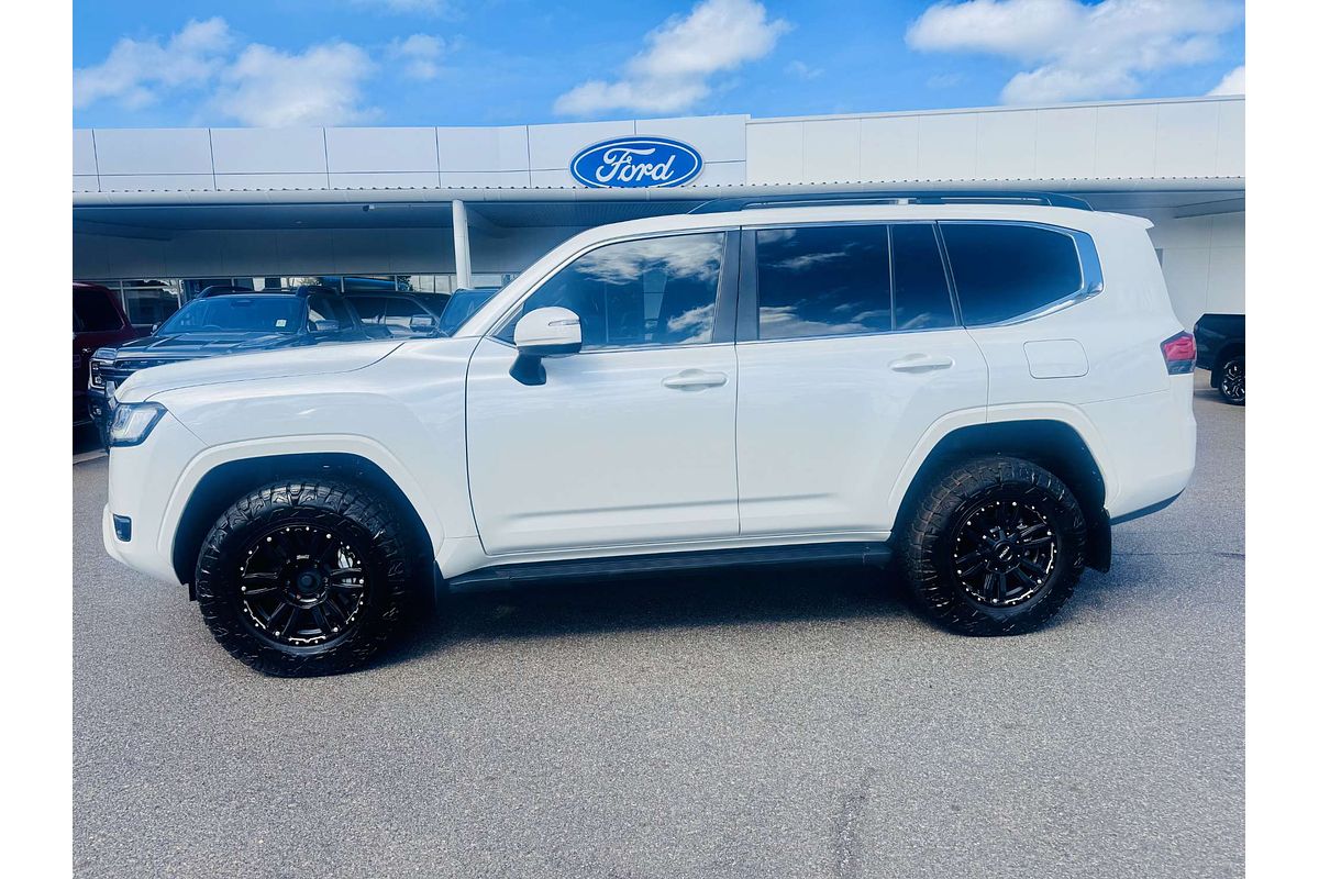 2022 Toyota Landcruiser VX FJA300R