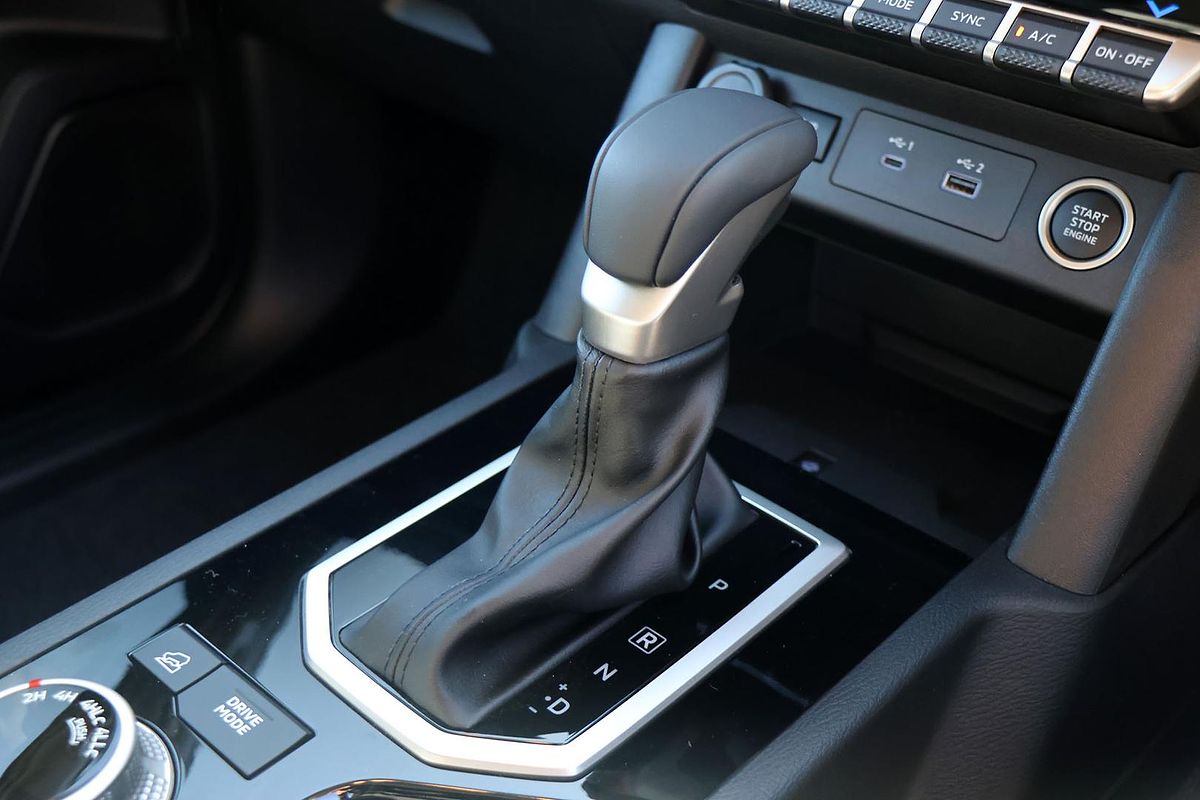 2025 Mitsubishi Triton GLS MV 4X4