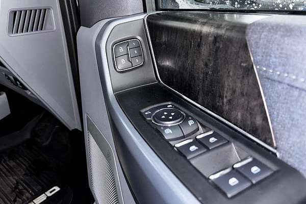 2023 Ford F-150 Lariat 4X4 SWB