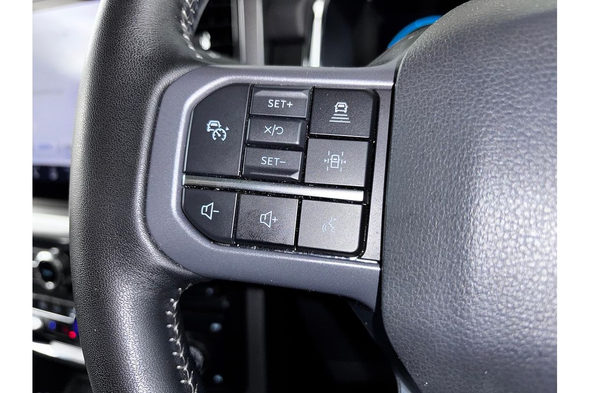 2023 Ford F-150 Lariat 4X4 SWB