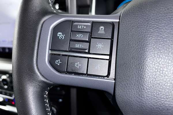 2023 Ford F-150 Lariat 4X4 SWB