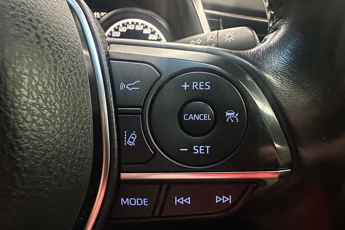2019 Toyota Camry SX ASV70R
