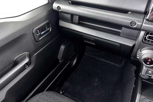 2024 Suzuki Jimny GLX GJ