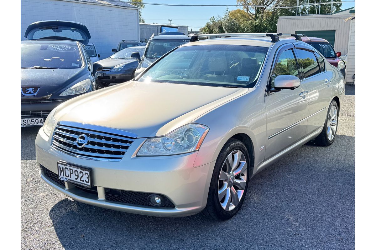 2005 Nissan FUGA 450GT
