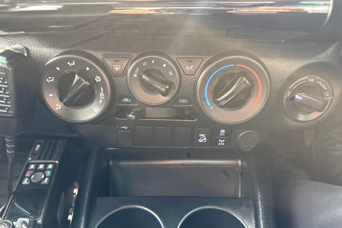 2021 Toyota Hilux SR GUN126R 4X4