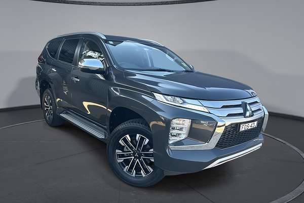 2022 Mitsubishi Pajero Sport GLS QF