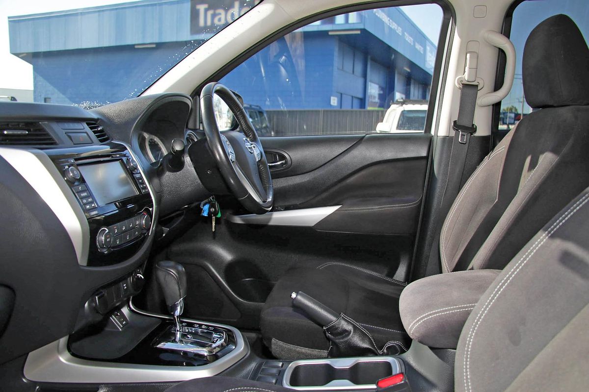 2018 Nissan Navara ST D23 Series 3 4X4