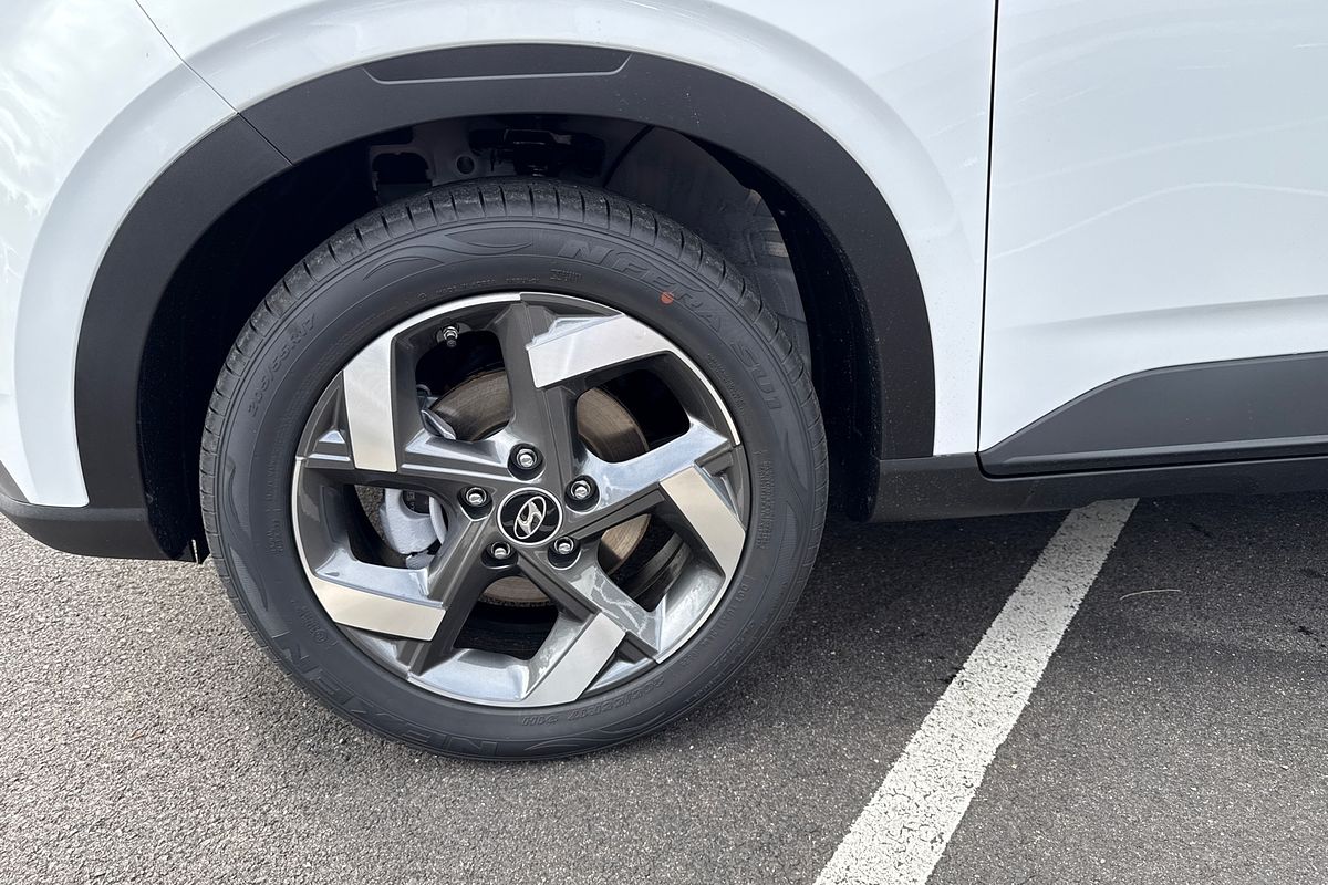 2025 Hyundai Venue Active QX.V5