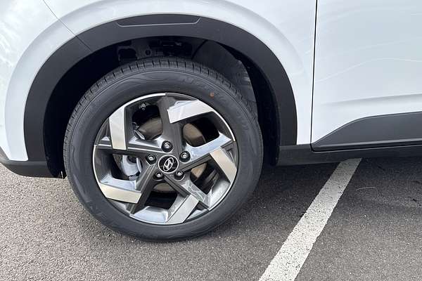 2025 Hyundai Venue Active QX.V5