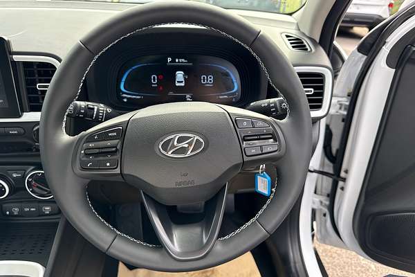 2025 Hyundai Venue Active QX.V5