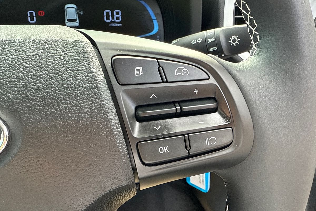 2025 Hyundai Venue Active QX.V5