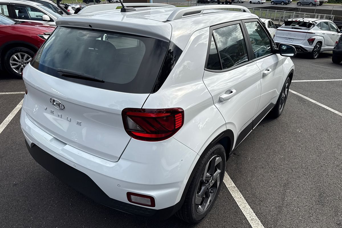 2025 Hyundai Venue Active QX.V5
