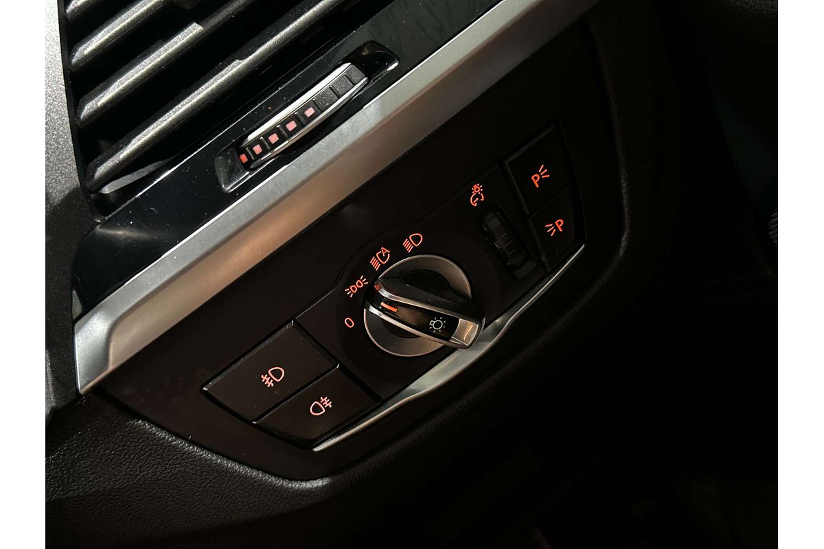2020 BMW X3 sDrive20i G01