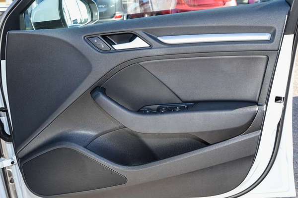 2013 Audi A3 Attraction 8V