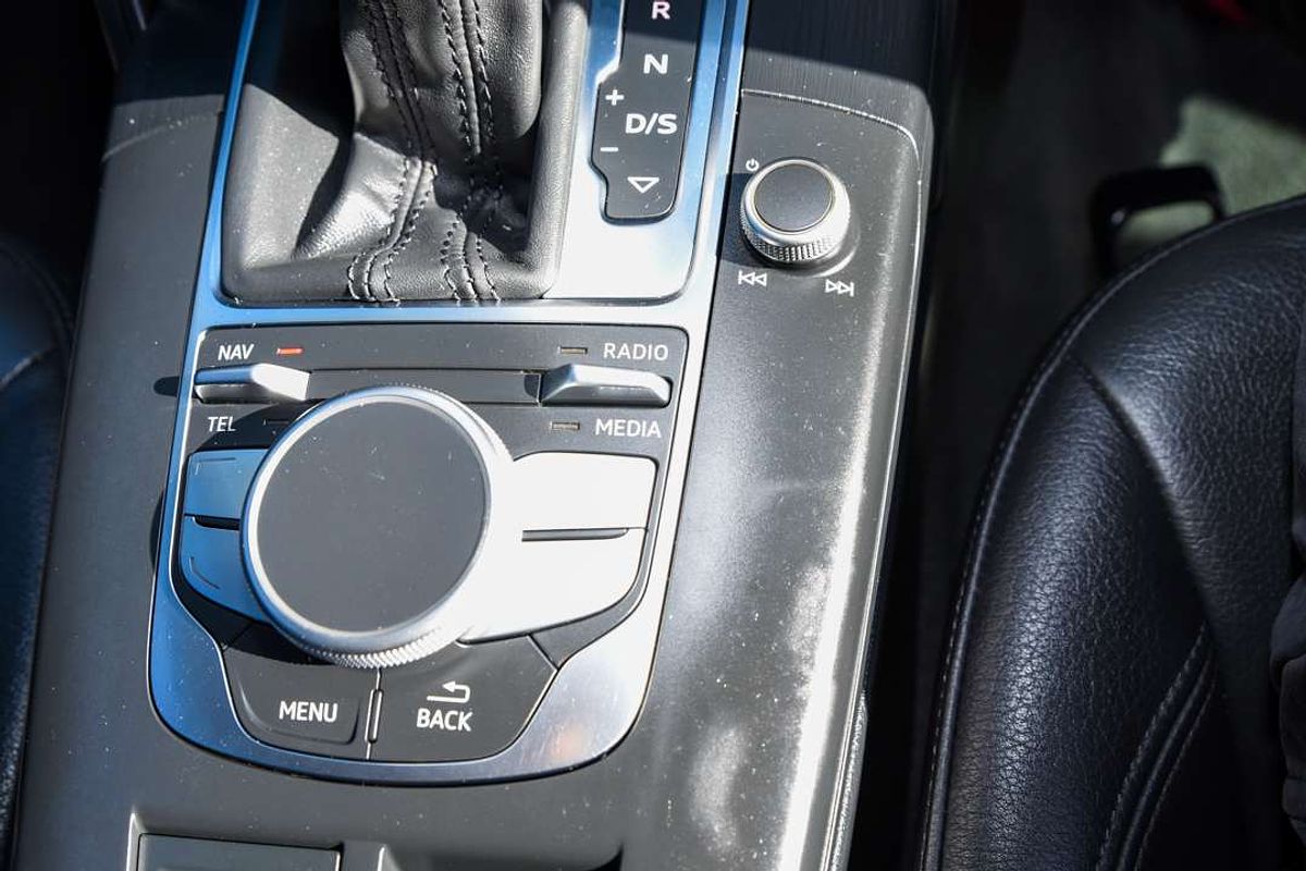 2013 Audi A3 Attraction 8V