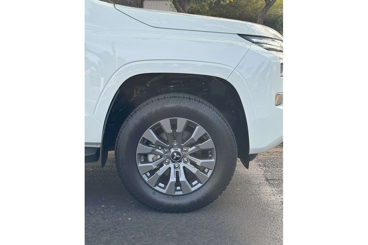 2024 Mitsubishi Triton GLS MV 4X4