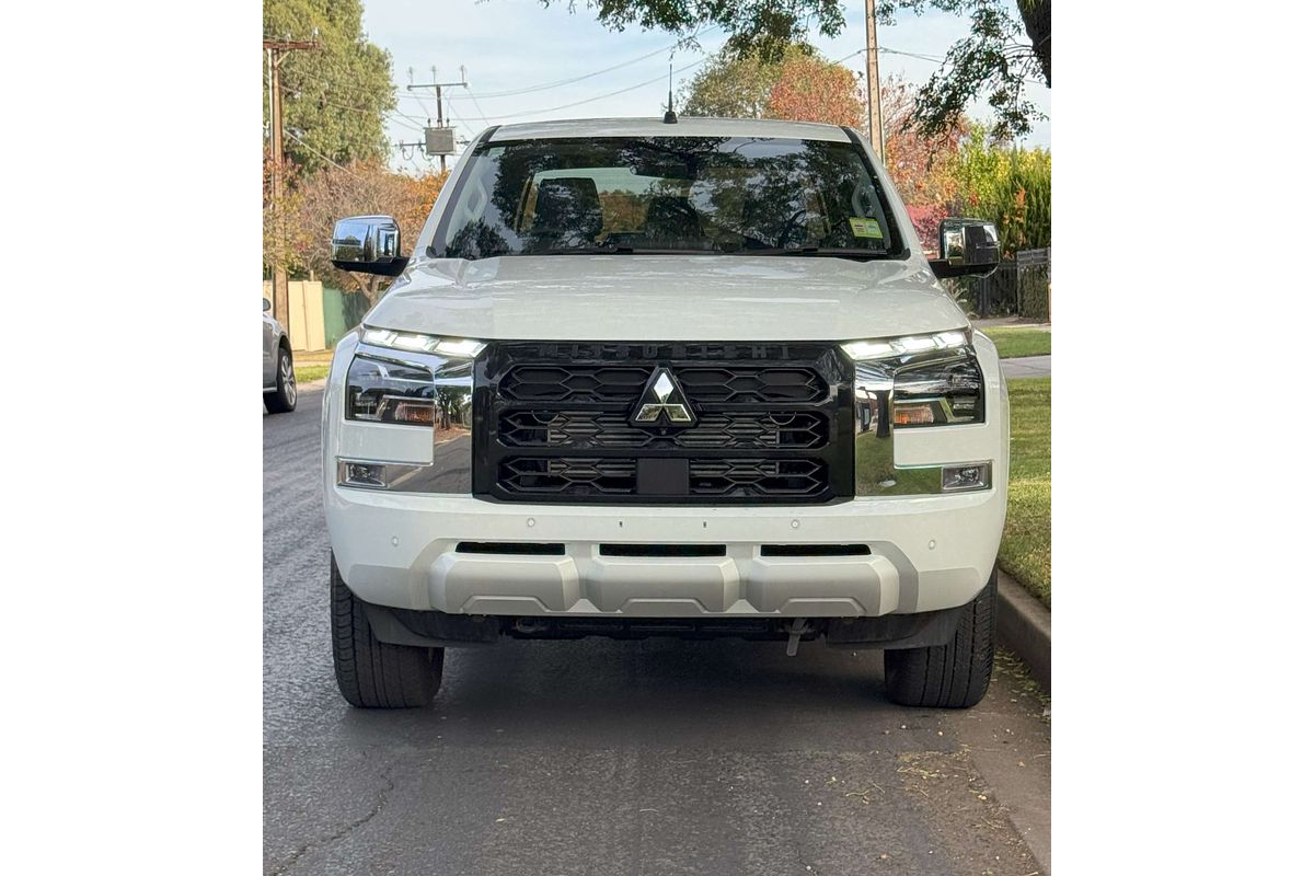 2024 Mitsubishi Triton GLS MV 4X4