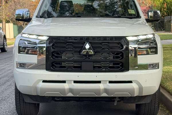 2024 Mitsubishi Triton GLS MV 4X4