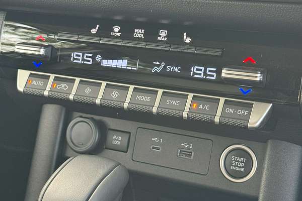 2024 Mitsubishi Triton GLS MV 4X4