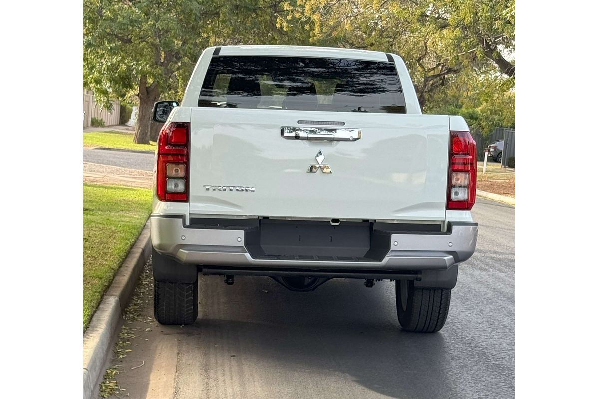 2024 Mitsubishi Triton GLS MV 4X4