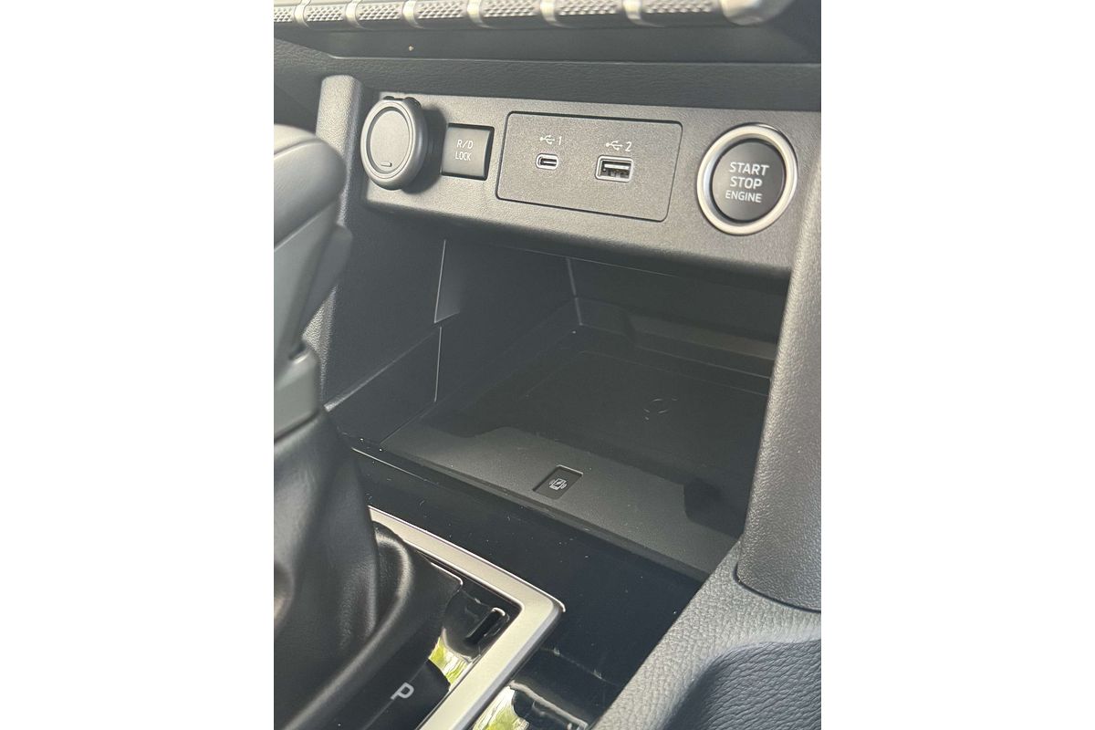 2024 Mitsubishi Triton GLS MV 4X4