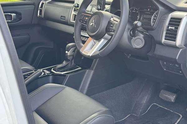 2024 Mitsubishi Triton GLS MV 4X4
