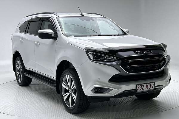 2023 Isuzu MU-X LS-T