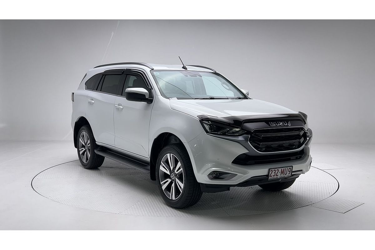 2023 Isuzu MU-X LS-T