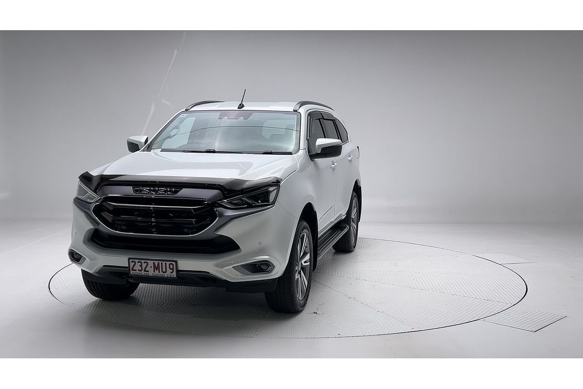 2023 Isuzu MU-X LS-T