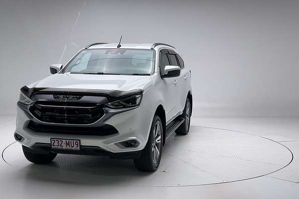 2023 Isuzu MU-X LS-T
