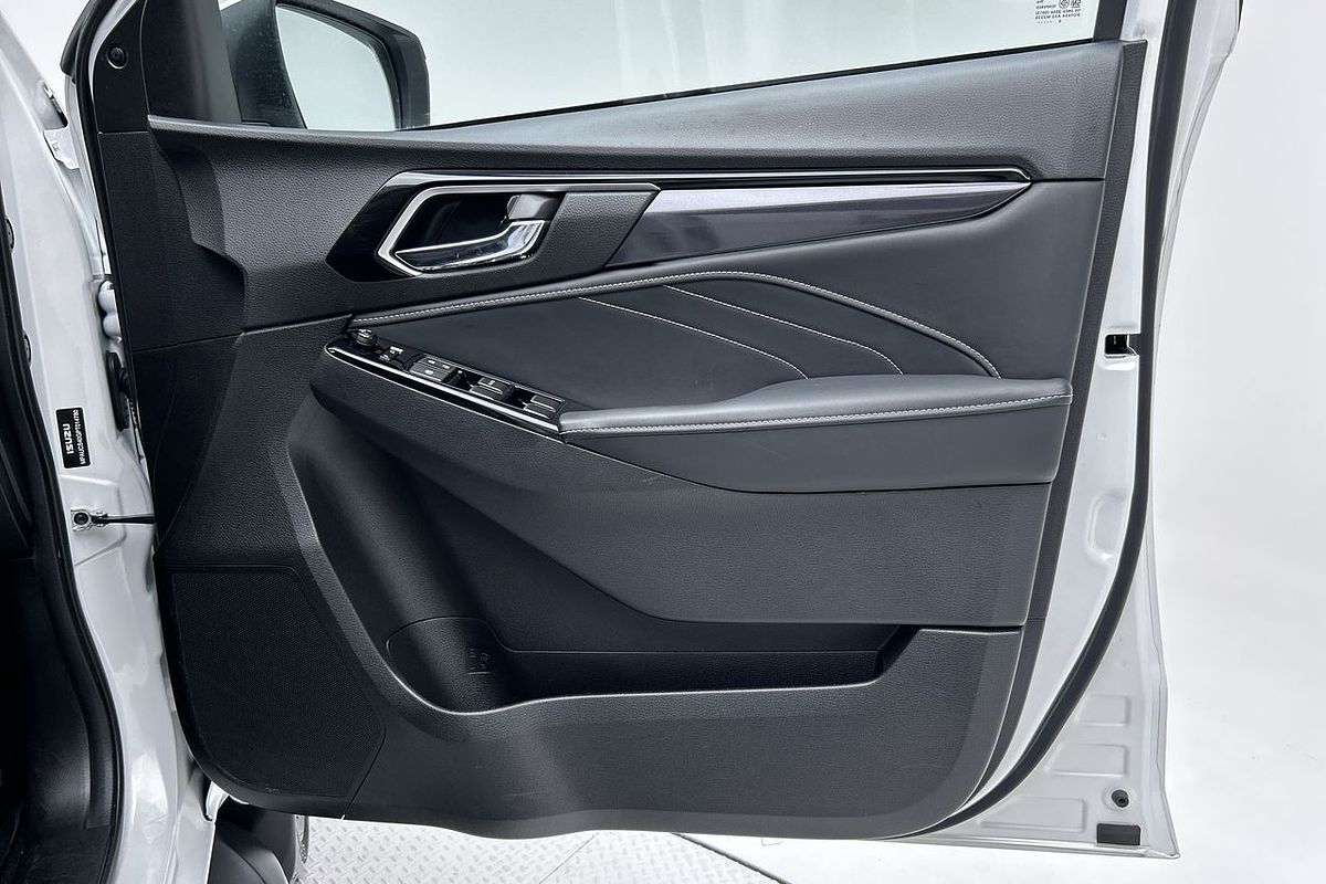 2023 Isuzu MU-X LS-T