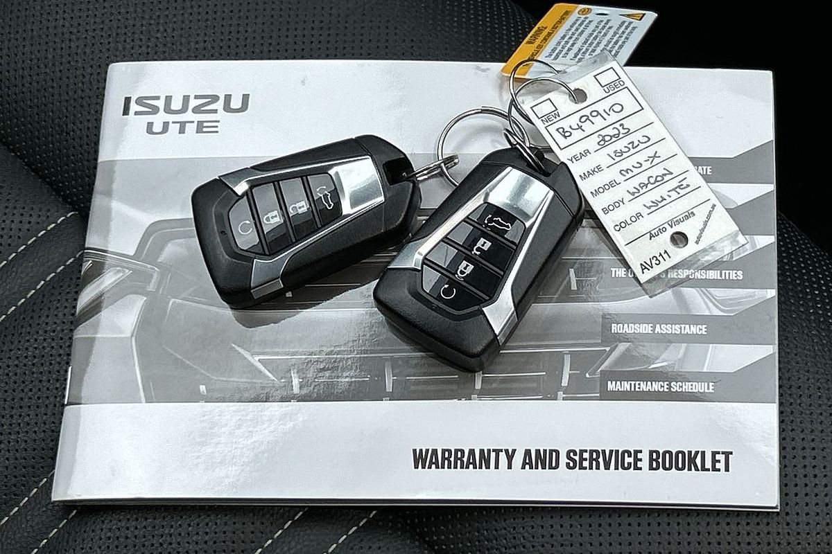 2023 Isuzu MU-X LS-T