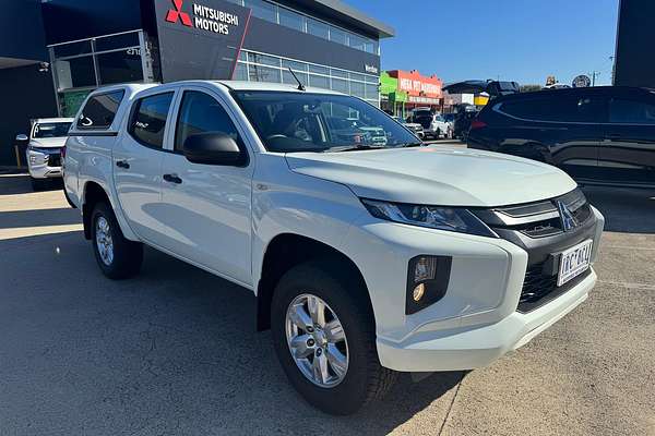 2018 Mitsubishi Triton GLX MR 4X4
