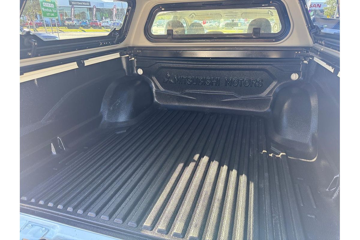2018 Mitsubishi Triton GLX MR 4X4