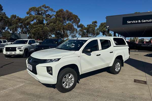 2018 Mitsubishi Triton GLX MR 4X4
