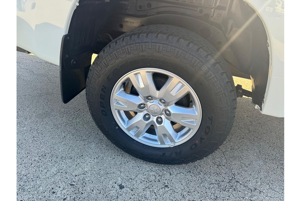 2018 Mitsubishi Triton GLX MR 4X4