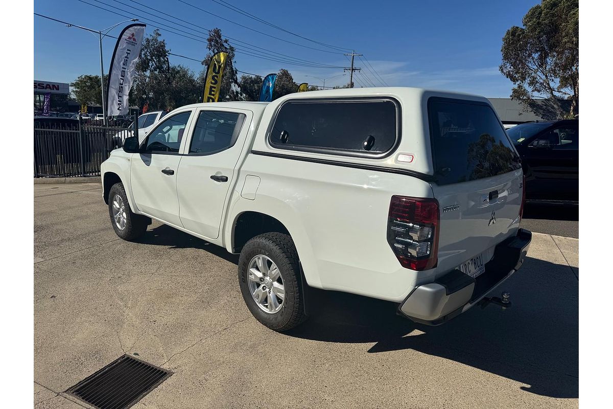 2018 Mitsubishi Triton GLX MR 4X4