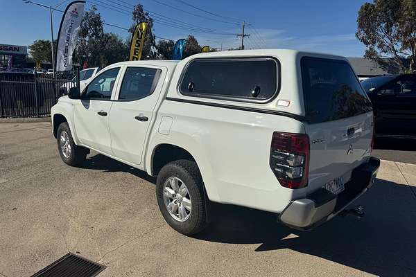 2018 Mitsubishi Triton GLX MR 4X4