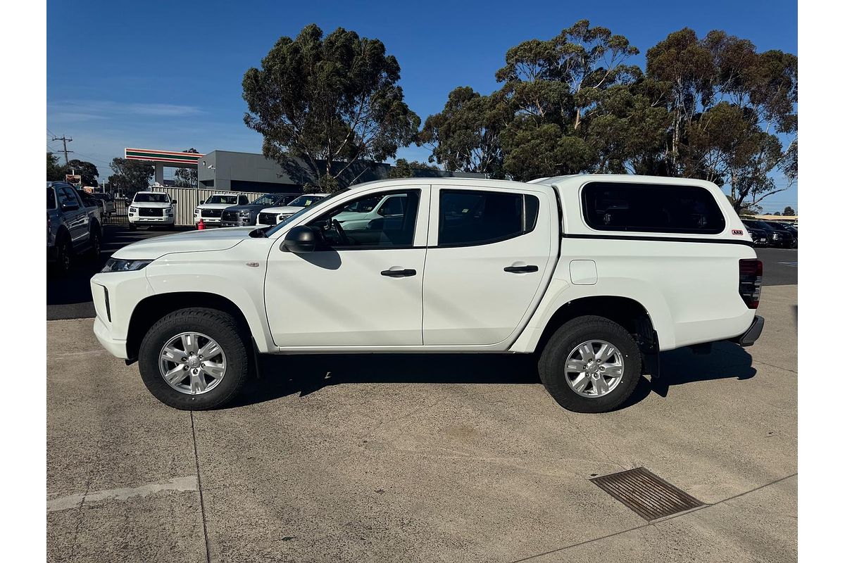 2018 Mitsubishi Triton GLX MR 4X4