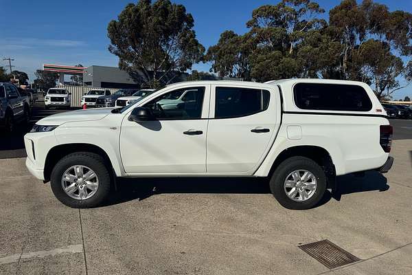 2018 Mitsubishi Triton GLX MR 4X4