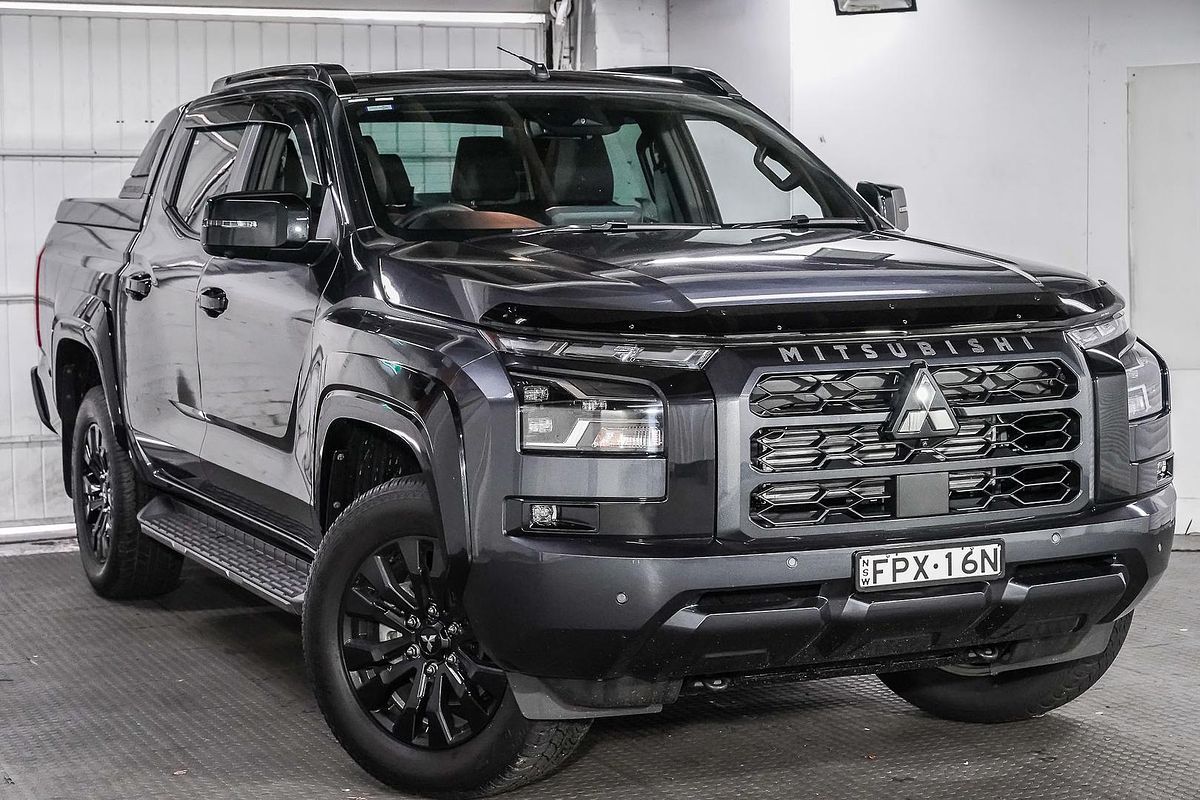 2025 Mitsubishi Triton GSR MV 4X4