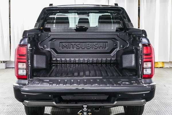 2025 Mitsubishi Triton GSR MV 4X4
