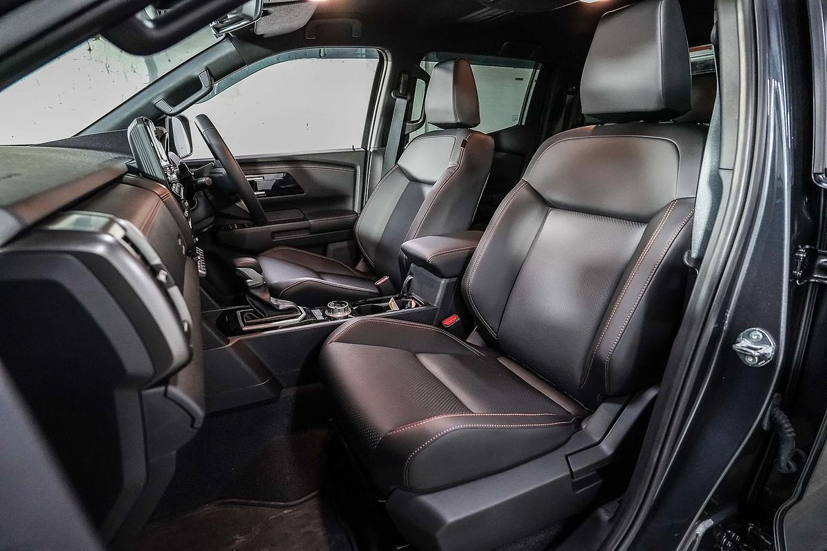 2025 Mitsubishi Triton GSR MV 4X4