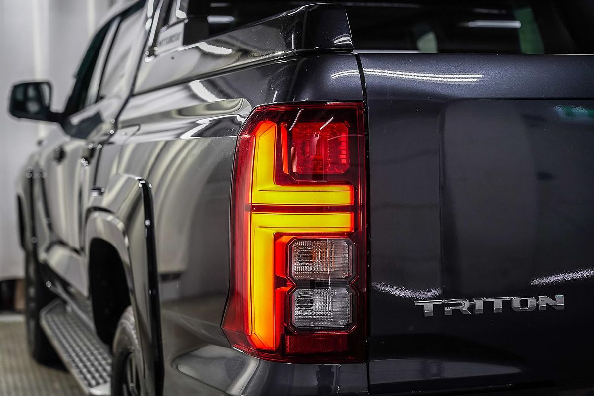 2025 Mitsubishi Triton GSR MV 4X4