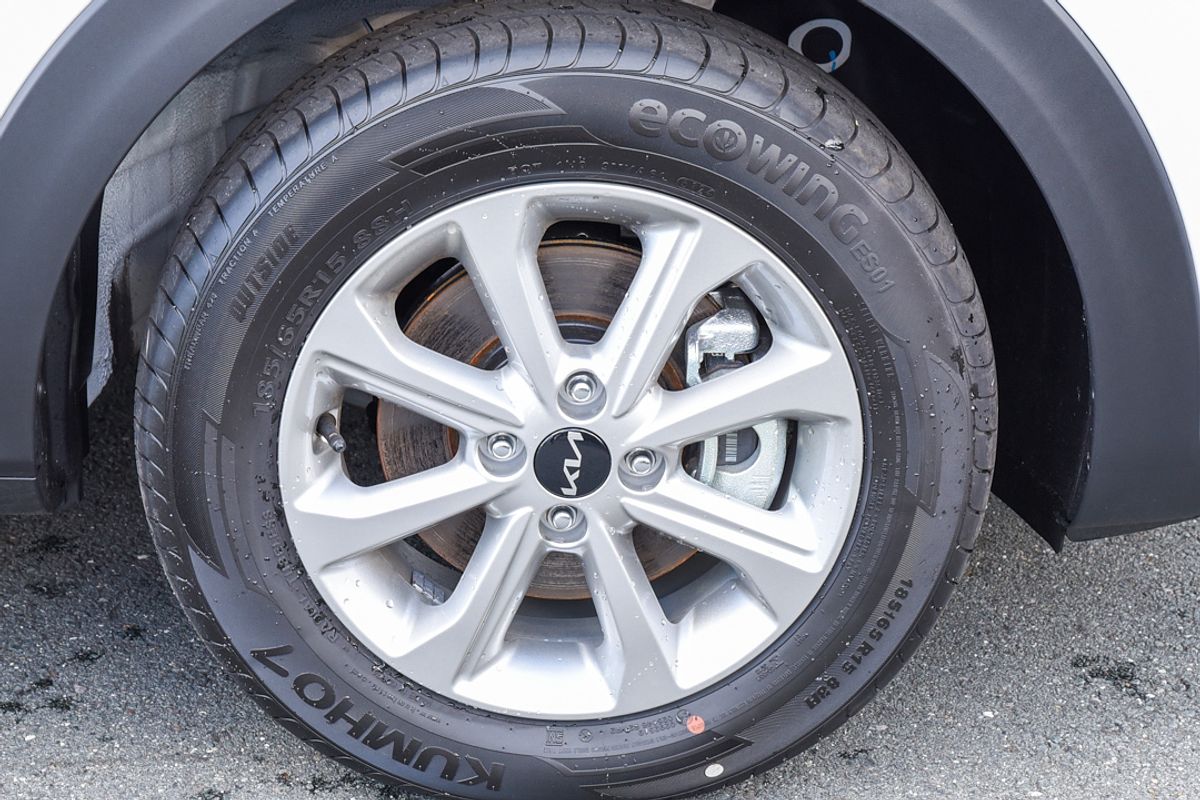 2024 Kia Stonic S YB
