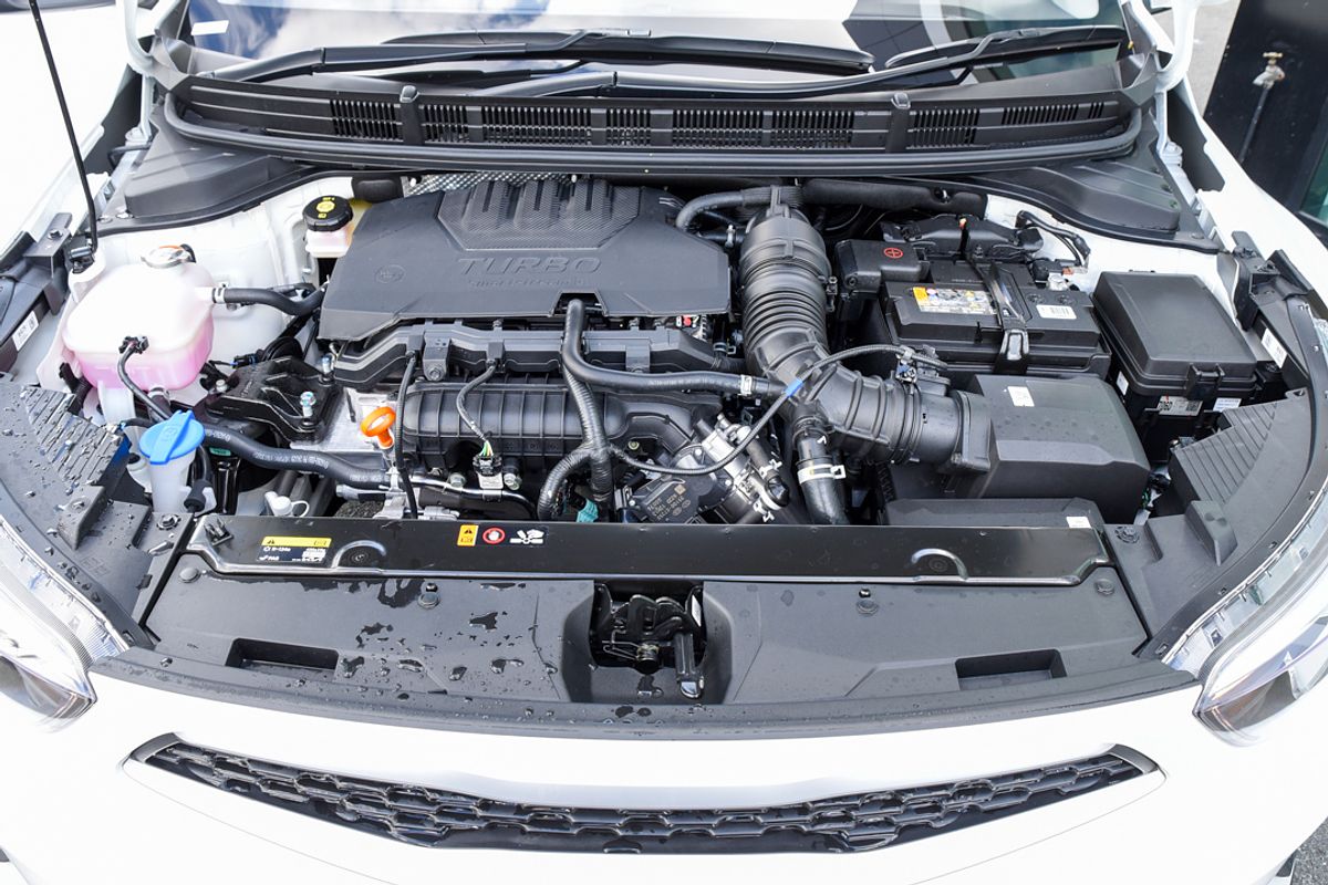 2024 Kia Stonic S YB