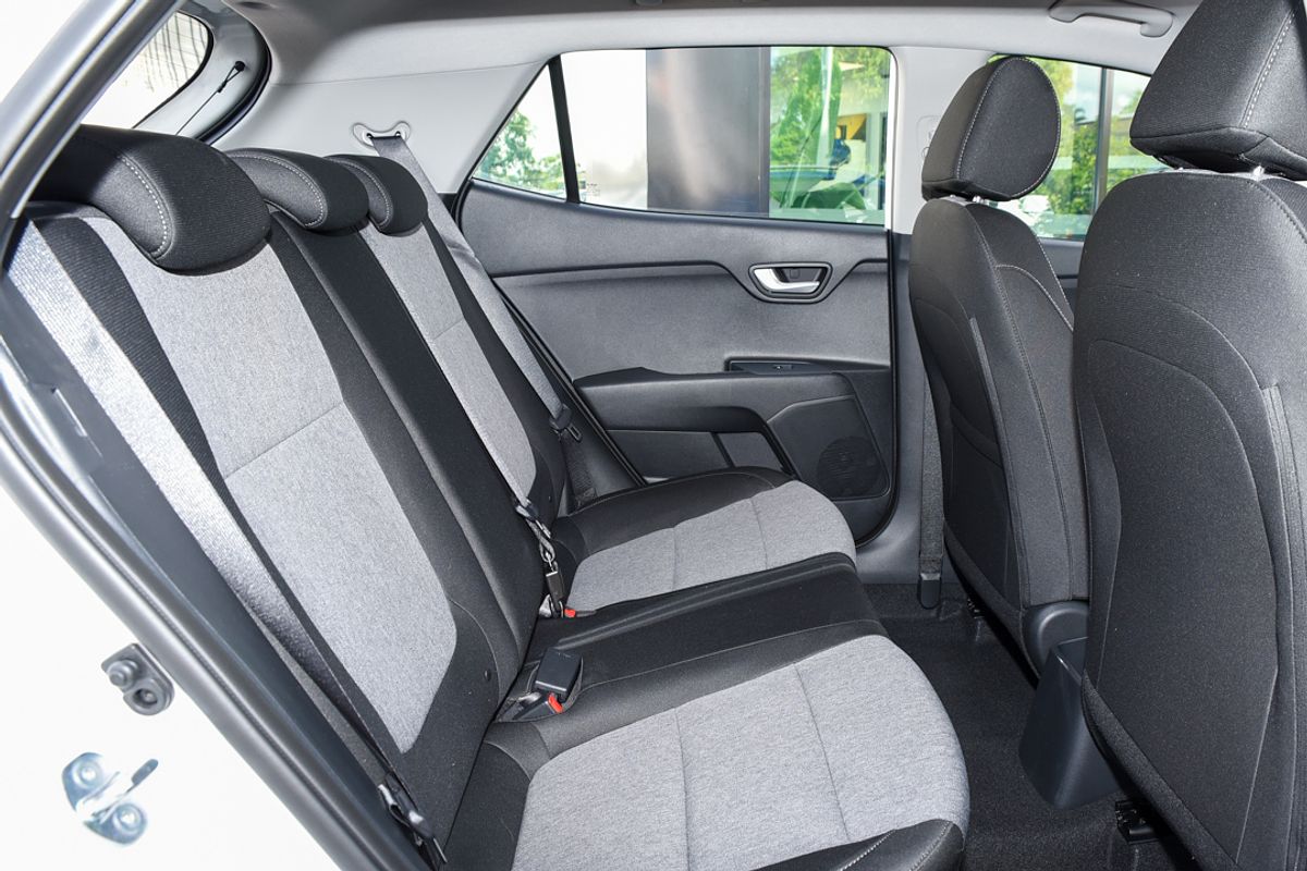 2024 Kia Stonic S YB