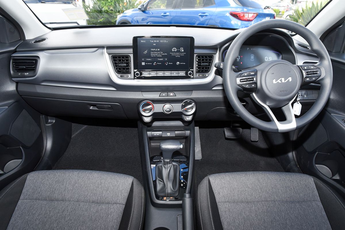 2024 Kia Stonic S YB